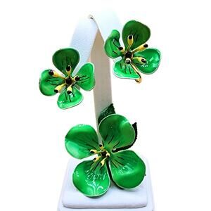 Vintage Green Enamel Flower Brooch Earrings Set 1960s Mid Century Mod Floral